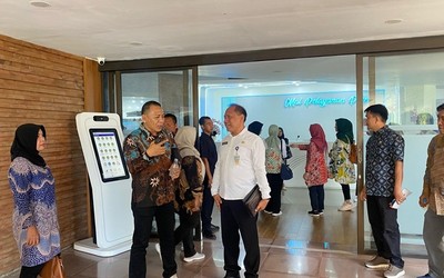 Kunjungan Kerja Bappeda Kota Pagar disambut oleh Kadis DPMPTSP Jembrana